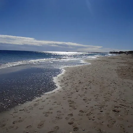 En A 240m De La Playa Дом отдыха